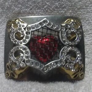 Washed Up Hollywood Gold Skulls Red Heart Mesh Belt Buckle Great Condition
